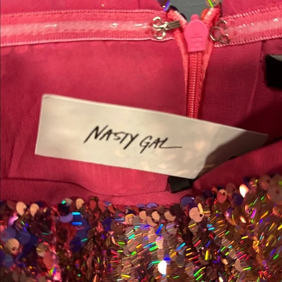 NastyGal Contrast Sequin Mini Bandeau Dress - Picture 8 of 8